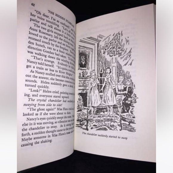 Nancy Drew Hard Cover Book Pair - Staircase/Bungalow - Picture 9 of 10